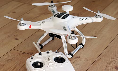 ::Soudez vos équipes wonderdays team building courses de drones
